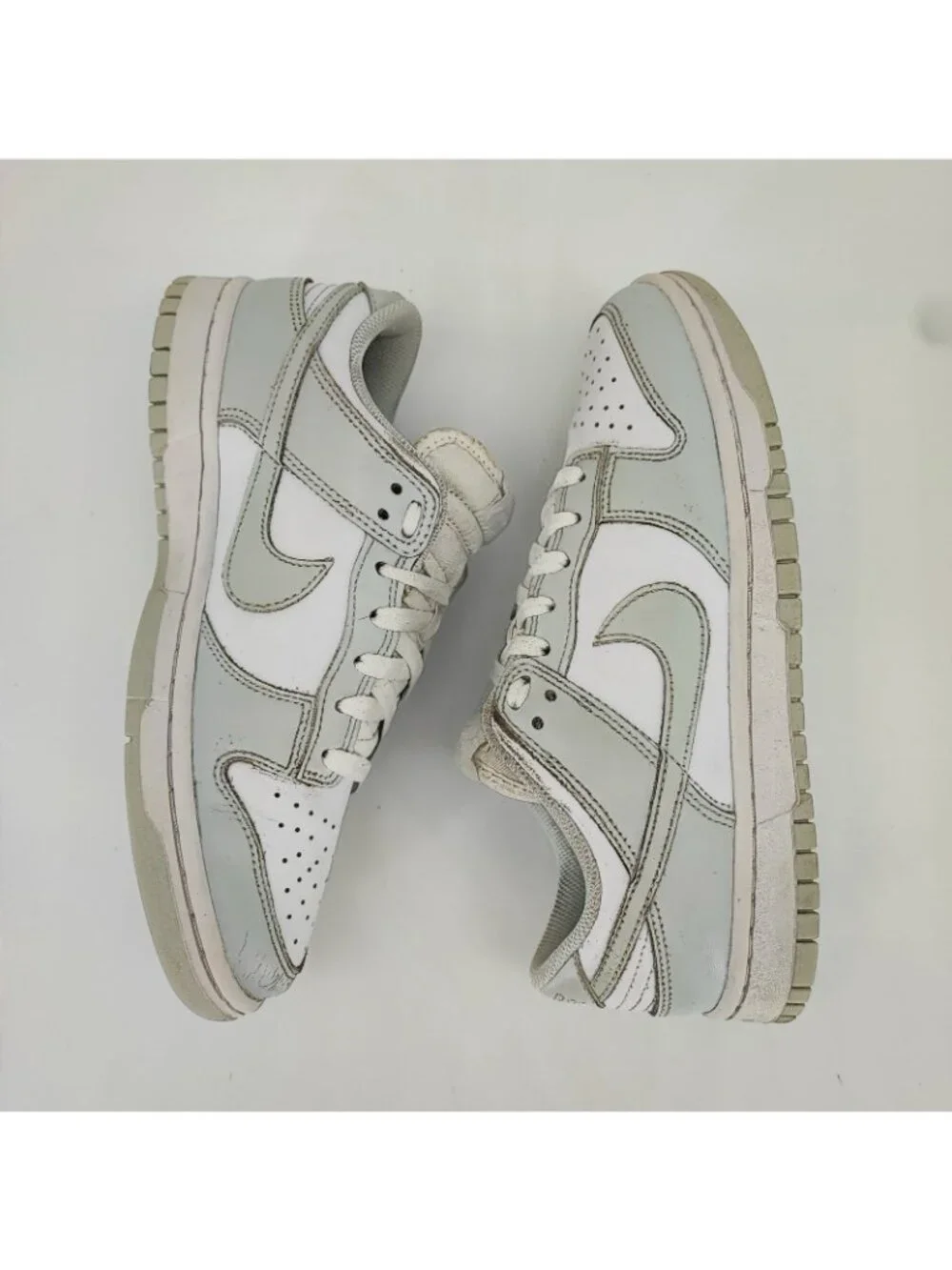 Nike Dunk Low Women's Size 8 Sneakers Leather Grey White DD1503-103